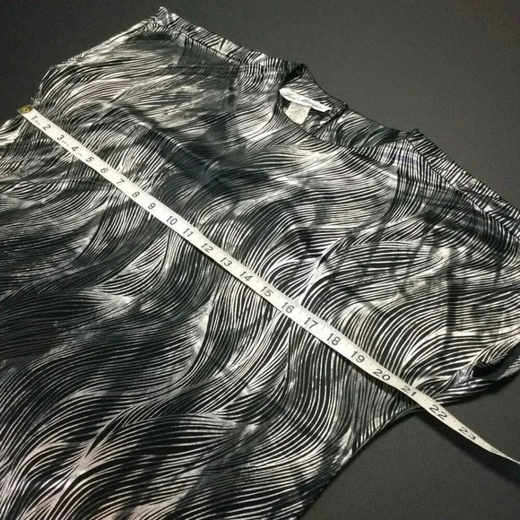 Jeri Marque Womens Silver Black Swirled Metallic Top Size Medium Vintage - Picture 4 of 8